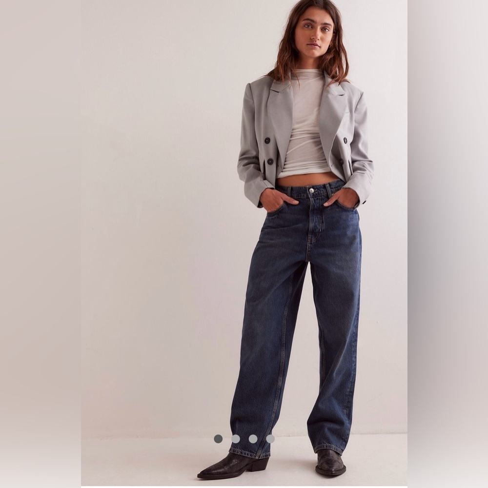 Free People We The Free Cora Slouchy Jeans size 33 in Jackie Blue color way NWT